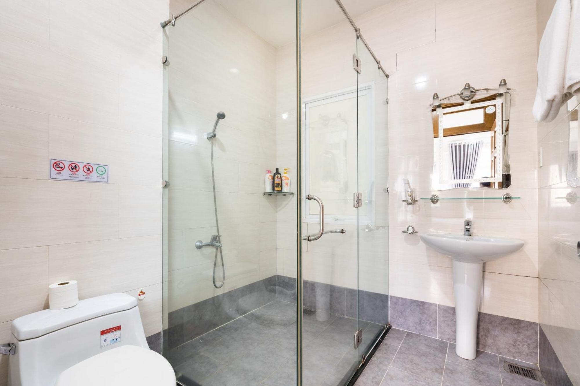 Nina Home- De Tham Street, D1 Ở trọ *