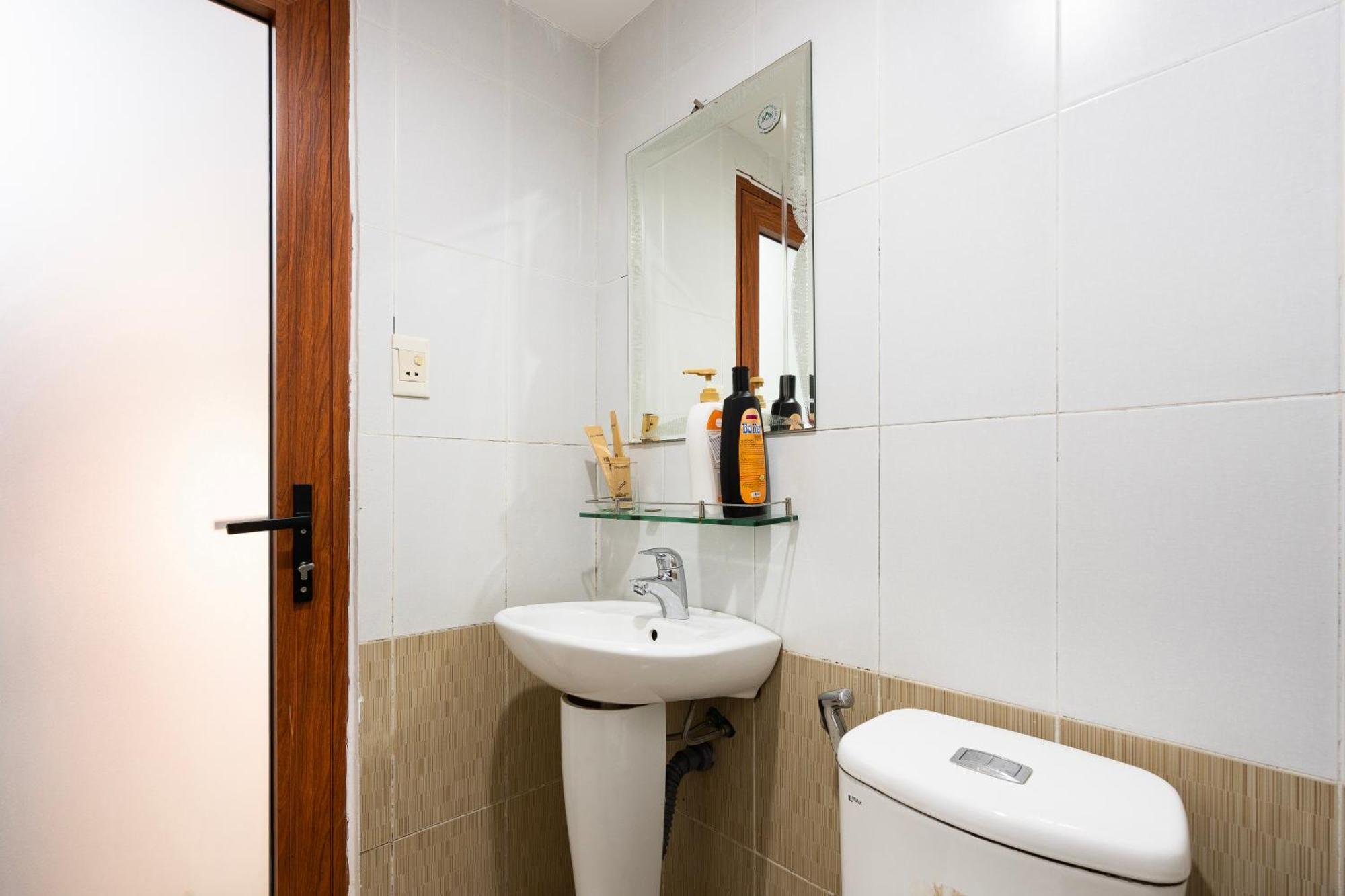 Ở trọ Nina Home- De Tham Street, D1 *